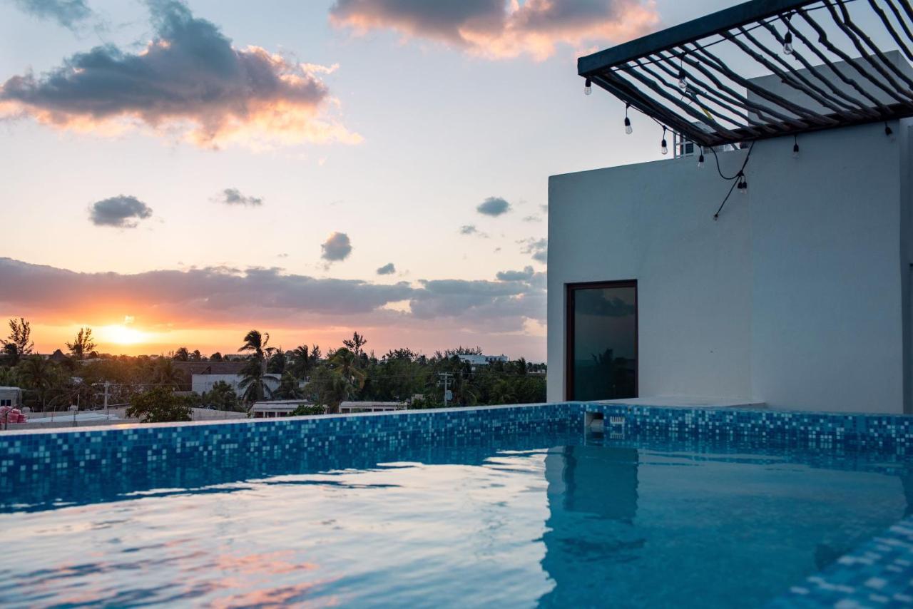 Hotel Mayari Holbox Ngoại thất bức ảnh Rooftop pool at the Hotel Habitas Tulum