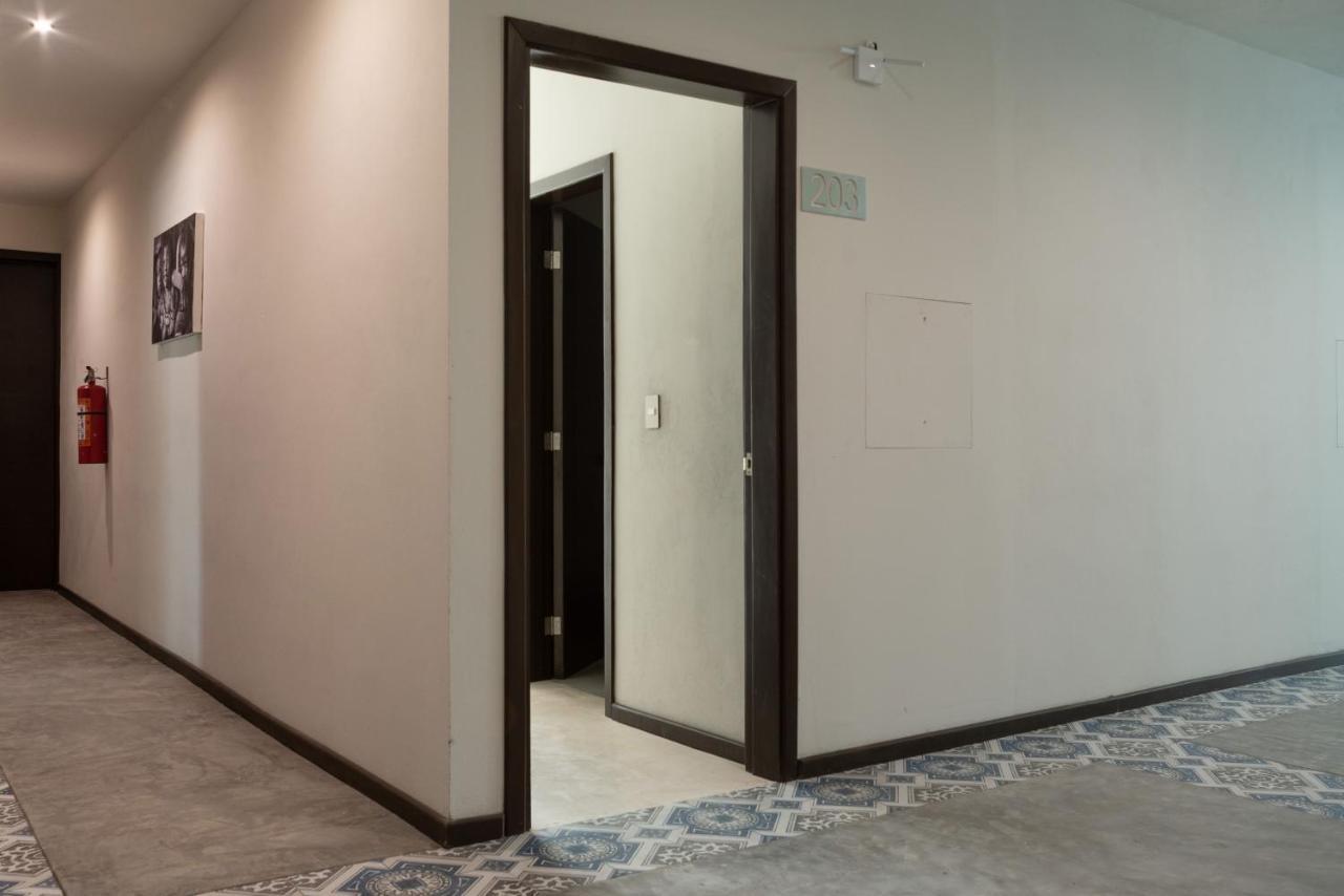 Hotel Mayari Holbox Ngoại thất bức ảnh A door opening