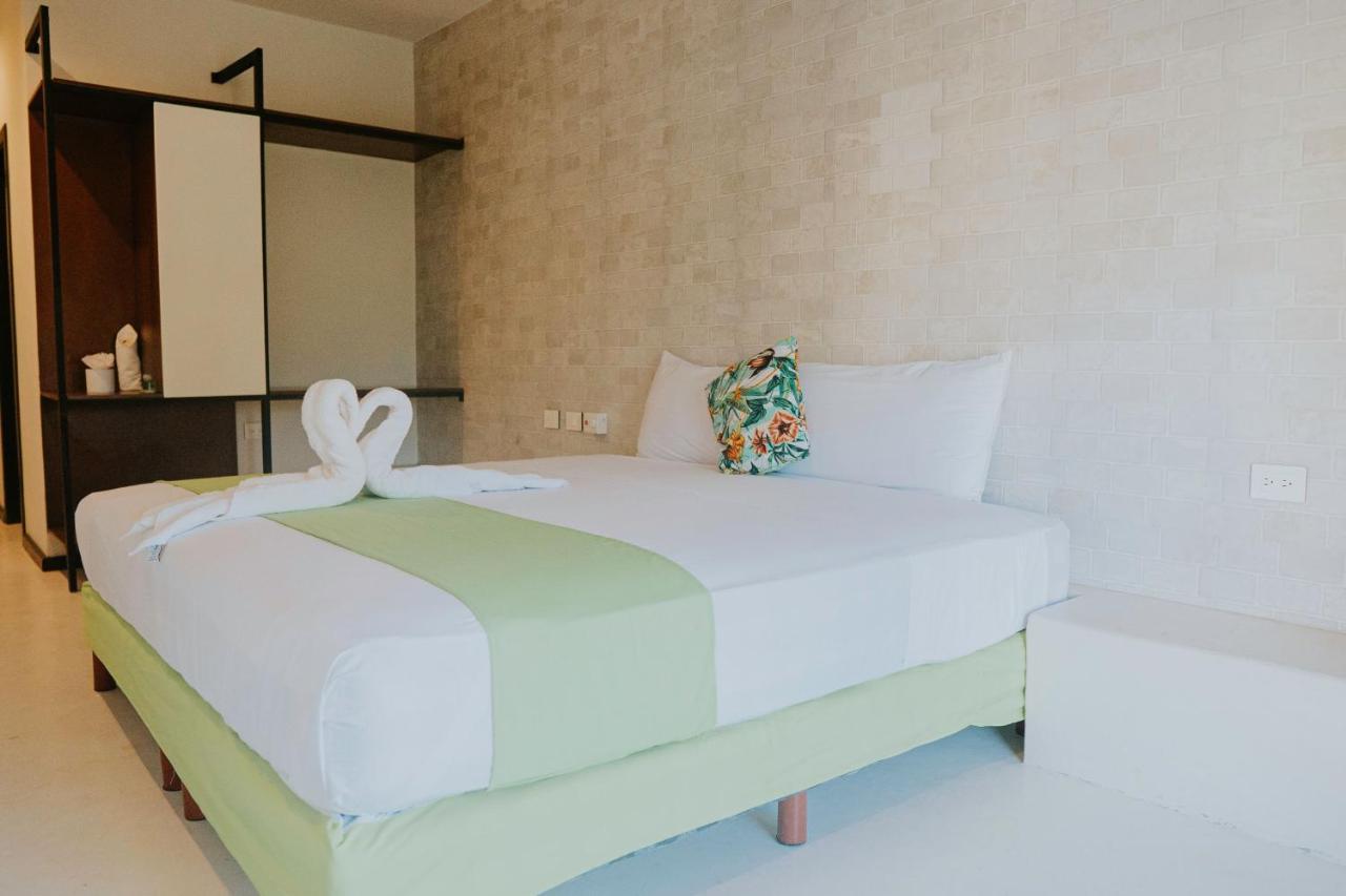 Hotel Mayari Holbox Ngoại thất bức ảnh A bedroom at the hotel