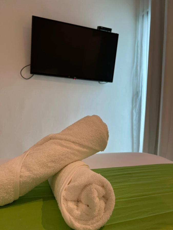 Hotel Mayari Holbox Ngoại thất bức ảnh A towel snake