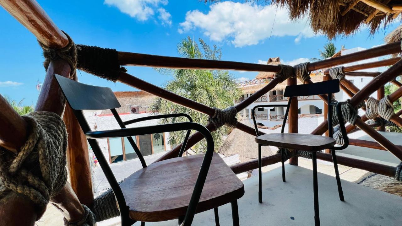 Hotel Mayari Holbox Ngoại thất bức ảnh A view from the balcony of a hotel in Tulum, Mexico