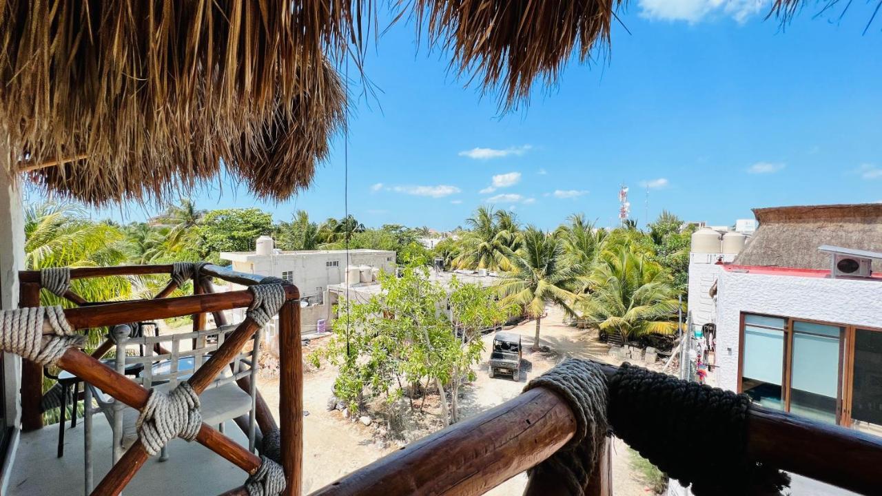 Hotel Mayari Holbox Ngoại thất bức ảnh View of Tulum from a rooftop