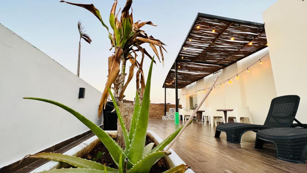 Hotel Mayari Holbox Ngoại thất bức ảnh Rooftop at the hotel
